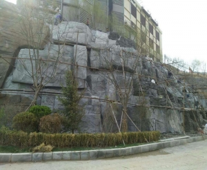 中铁诺德护坡假山